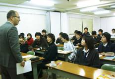 KEC教育グループ　寝屋川本校