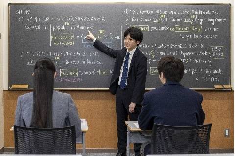 サピックス代ゼミグループ 進学教室ＳＡＰＩＸ中学部　三鷹校