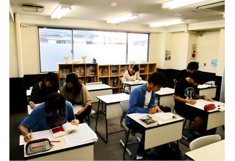 ゴールフリー高等学院 伏見キャンパス